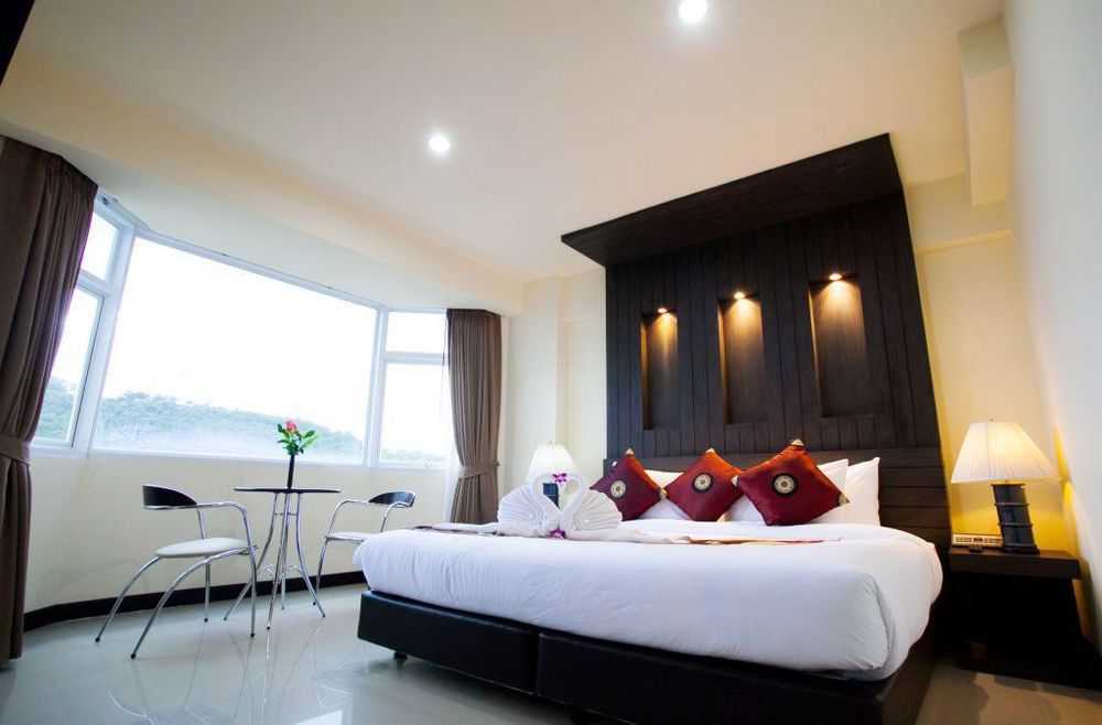 Sun City Pattaya Hotel מראה חיצוני תמונה