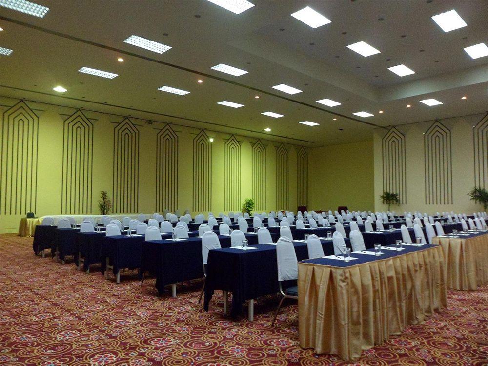 Sun City Pattaya Hotel מראה חיצוני תמונה