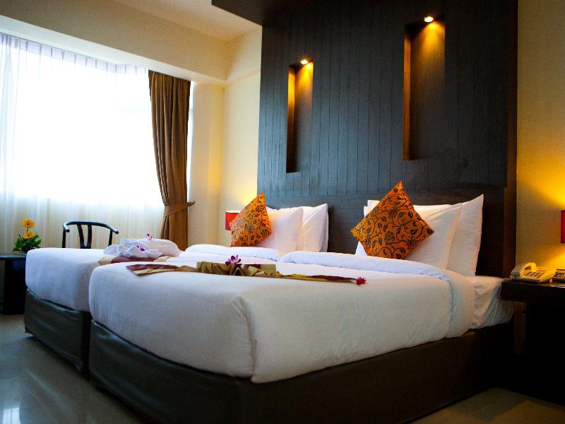 Sun City Pattaya Hotel מראה חיצוני תמונה
