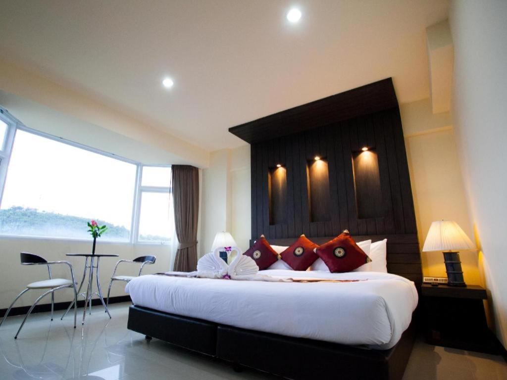 Sun City Pattaya Hotel מראה חיצוני תמונה