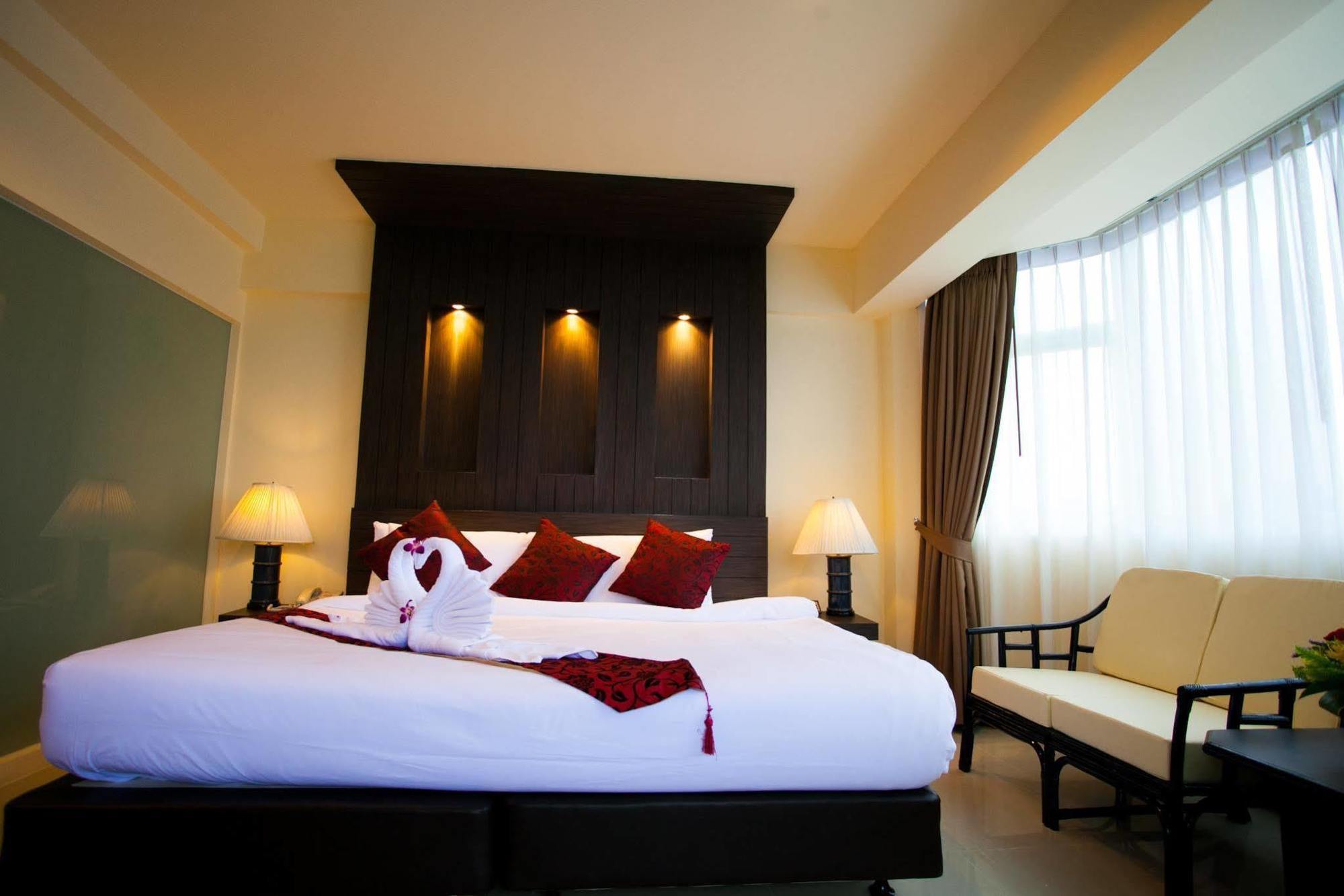 Sun City Pattaya Hotel מראה חיצוני תמונה